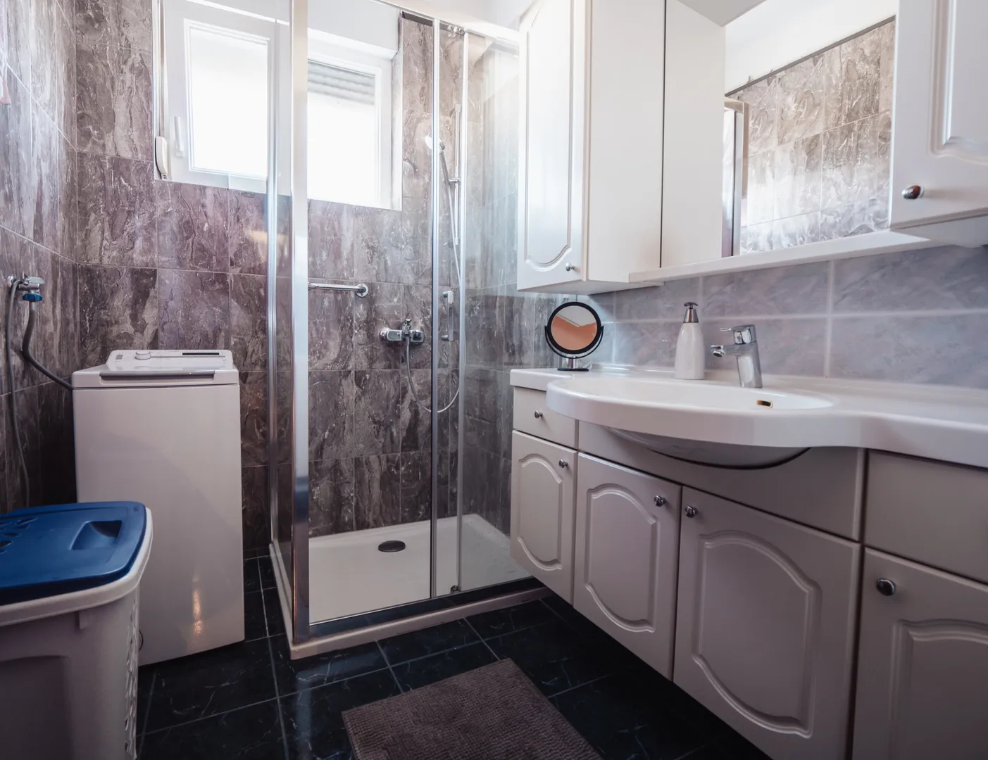 hrvatska, zadar, briševo – dvojnica s velikom okućnicom i dva stana, mirna lokacija, 1.216 m² - slika 8