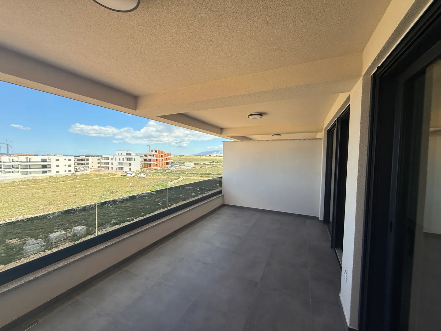 dvoetažni stan s otvorenim pogledom na more, 350 m od mora, povljana - pag - slika 5