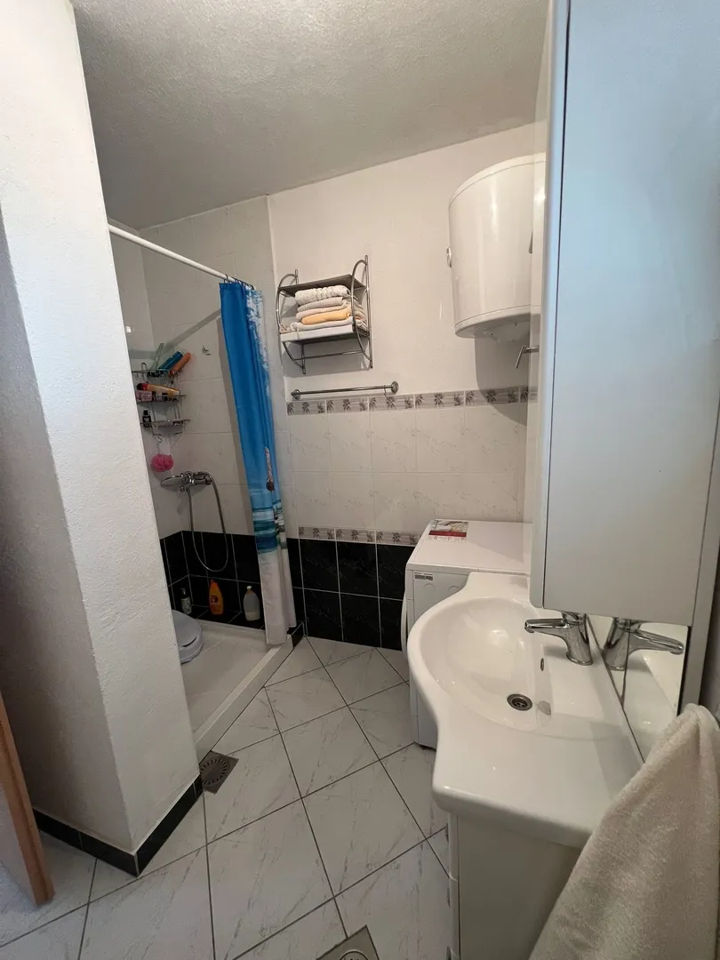 otok čiovo, okrug gornji- kuća s apartmanima, 80 m od mora i 8 km od zračne luke - slika 18