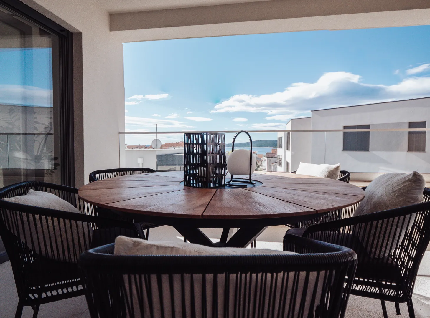 hrvatska, šibenik, vodice (tribunj) – moderan stan na 1. katu s 4 spavaće sobe, 2 terase i 3 parkirna mjesta, 137,91 m² - slika 27