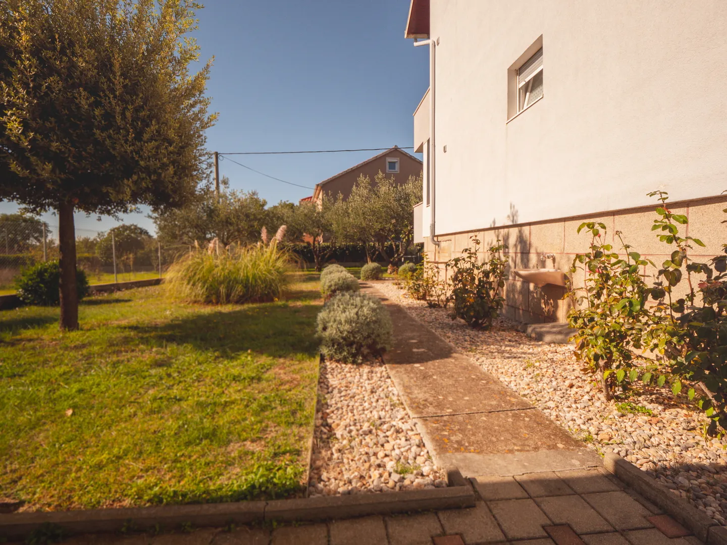 hrvatska, zadar, briševo – dvojnica s velikom okućnicom i dva stana, mirna lokacija, 1.216 m² - slika 28
