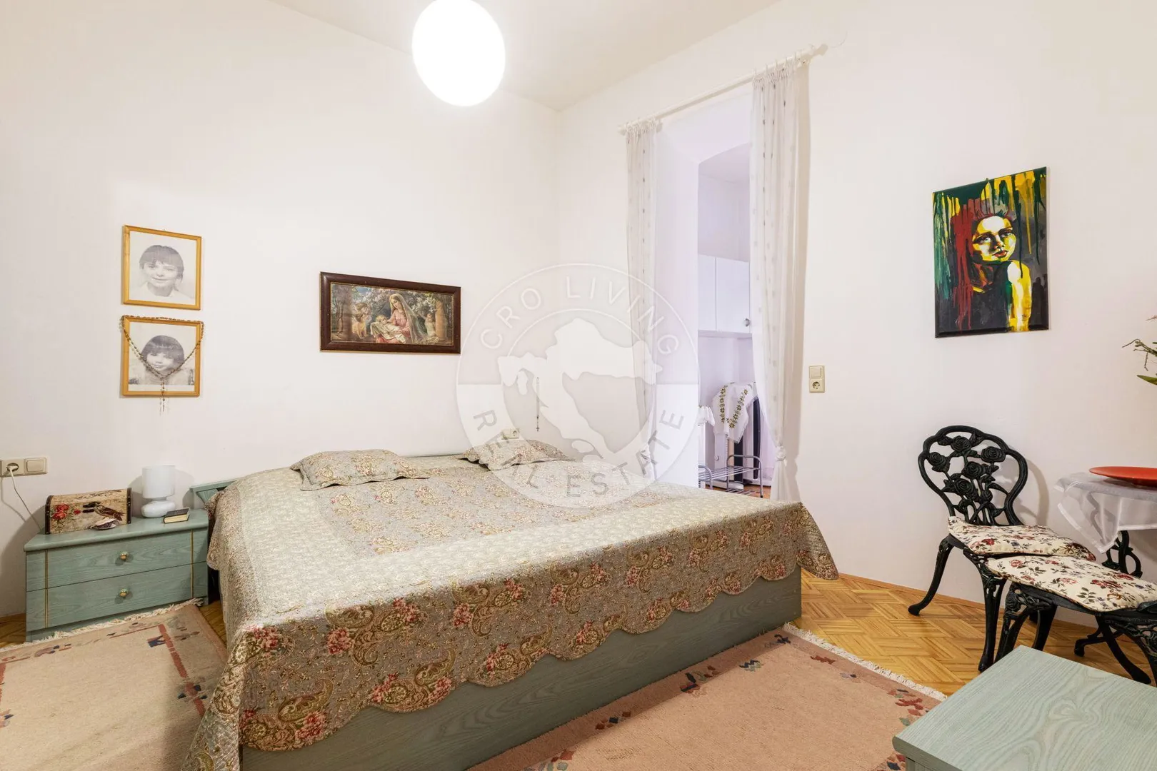 crikvenica, kuća 498 m2, tri stana apartmana jedan stan i dva poslovna prostora - slika 9