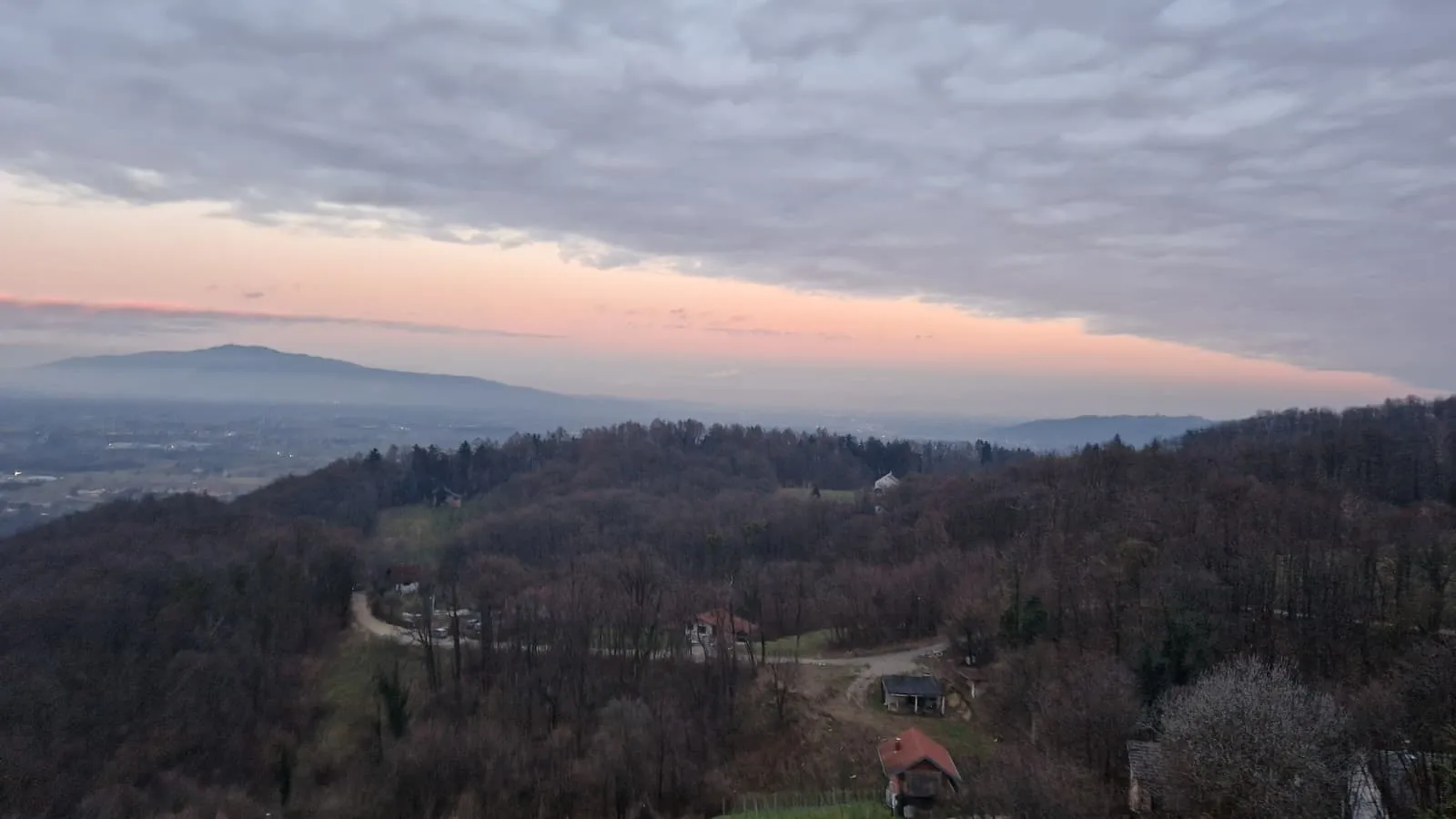samobor-vrhovčak, iznimna kuća površine 153 m2 s veličanstvenim pogledom - slika 17