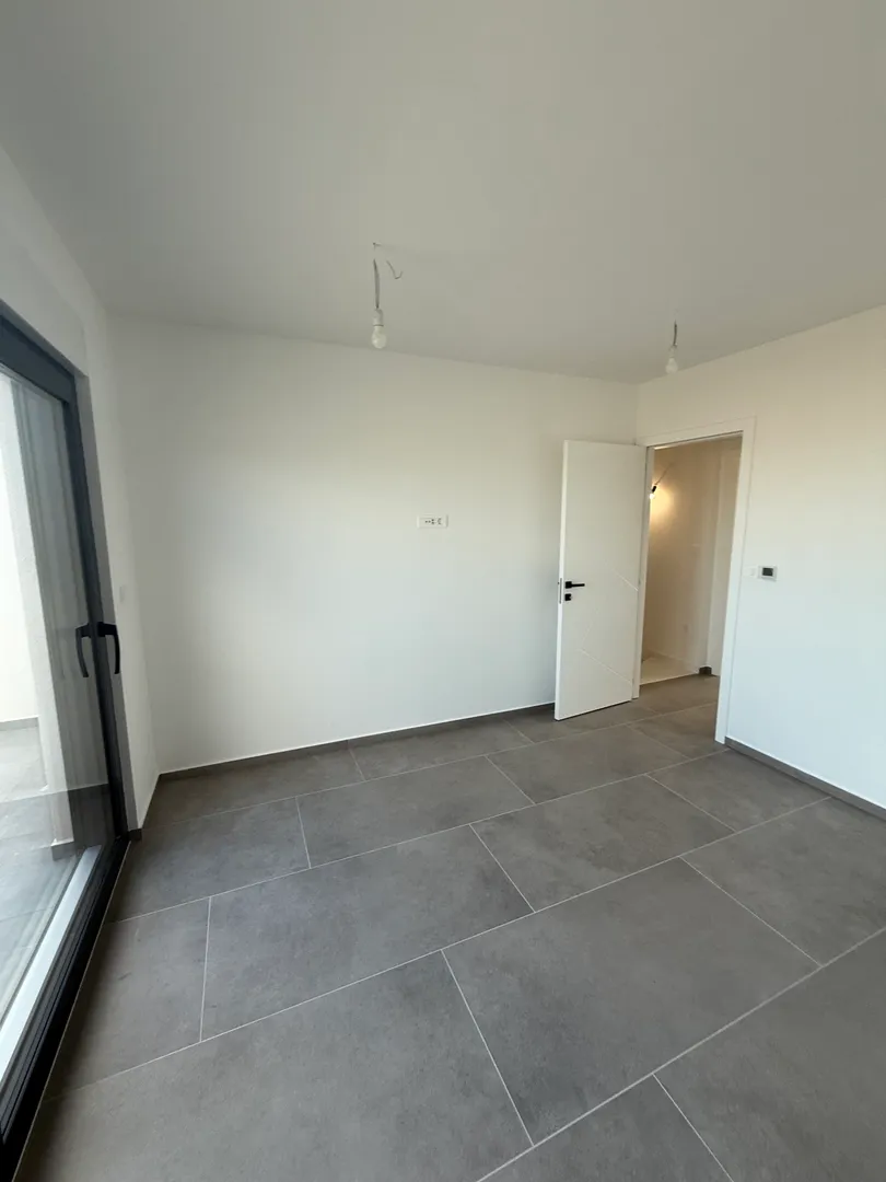 dvoetažni stan s otvorenim pogledom na more, 350 m od mora, povljana - pag - slika 14