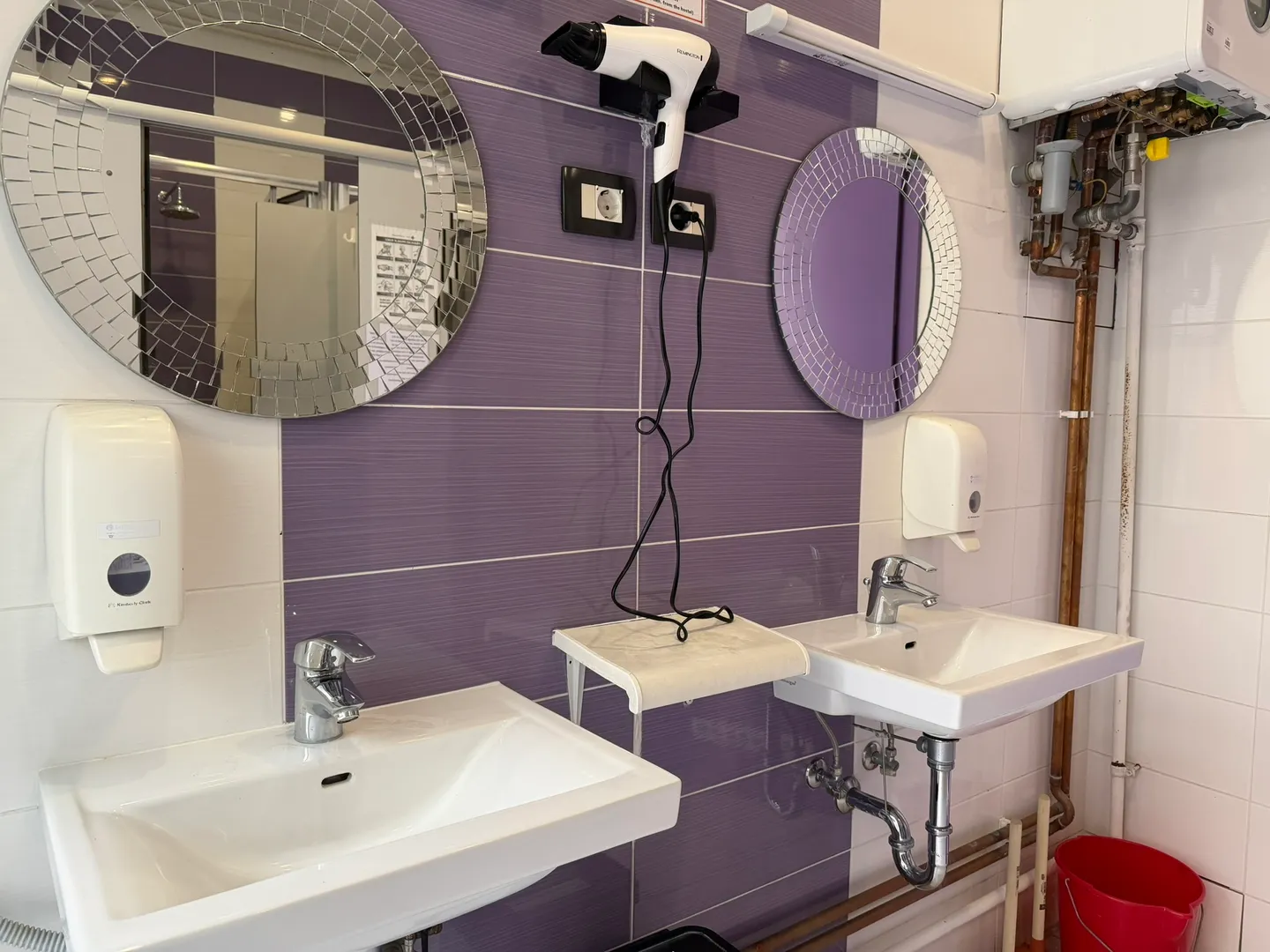 prodaja: hostel u centru zagreba - slika 9