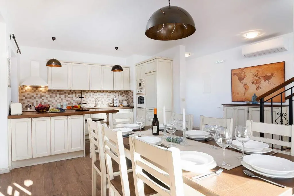 poreč, jasenovica– moderna vila s bazenom u prirodnum ambijentu- na 744 m² zemljišta - slika 10