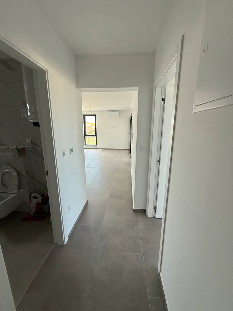 dvosobni stan s prpstranom terasom, 1. kat, 350 m od mora, povljana - pag - slika 5