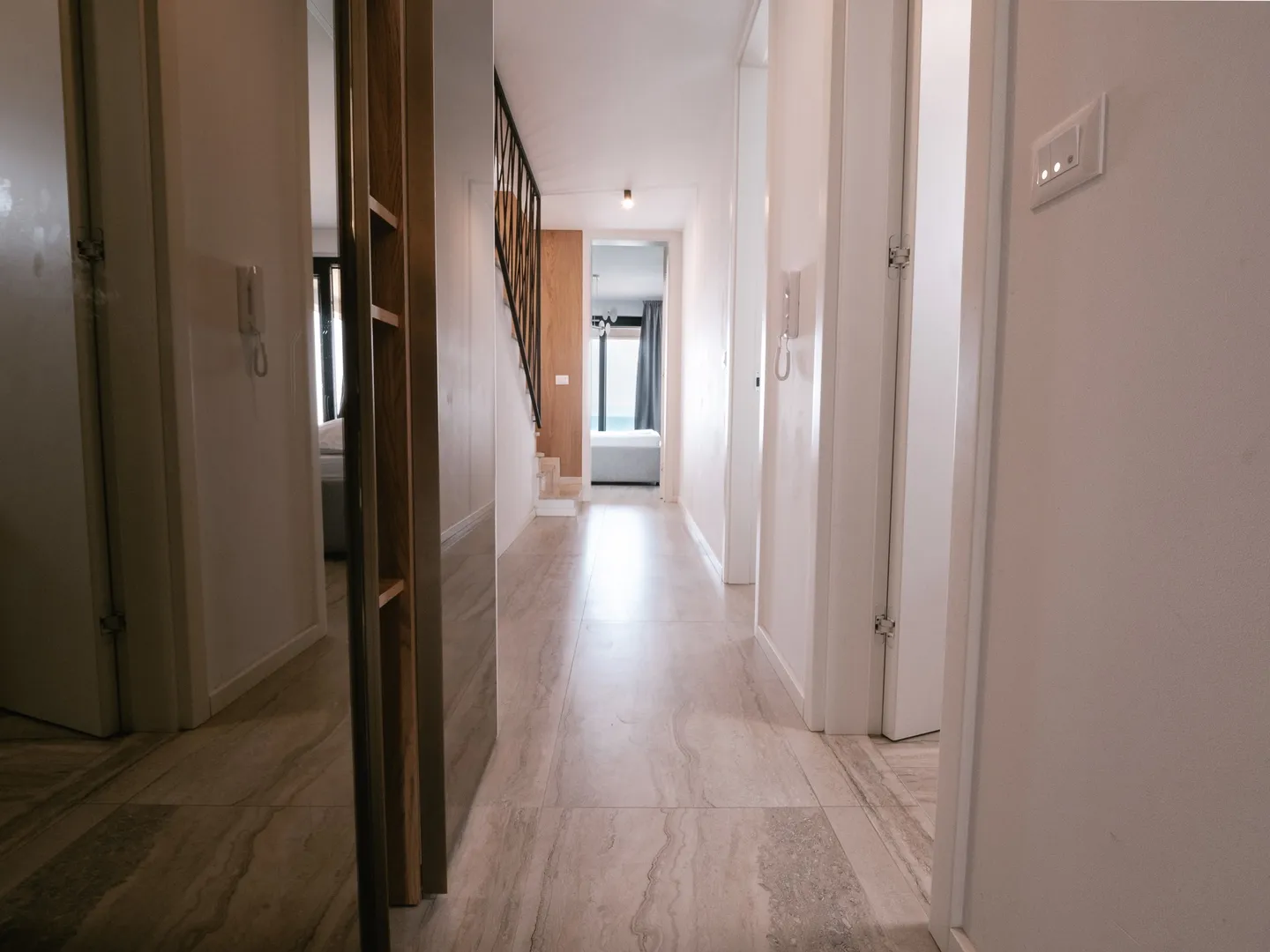 luksuzan penthouse, prvi red do mora, komplet opremljen, pag - povljana - slika 14