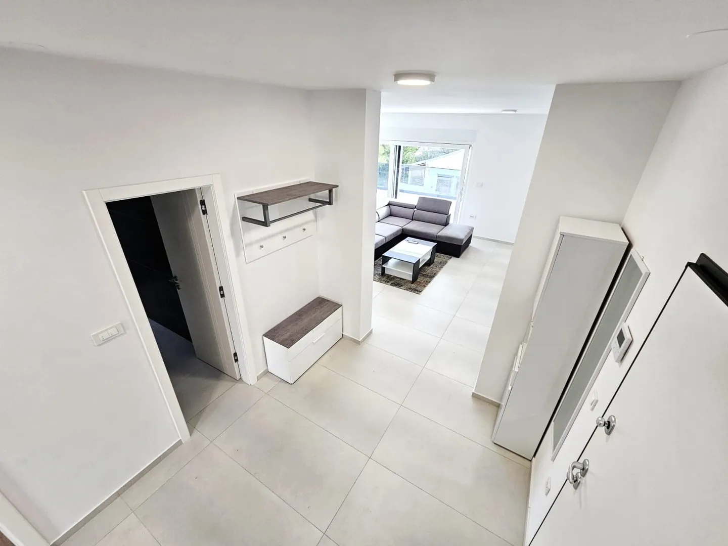 prvi red do mora – luksuzni penthouse 240 m² + krovna terasa 98 m² | srima – vodice - slika 9