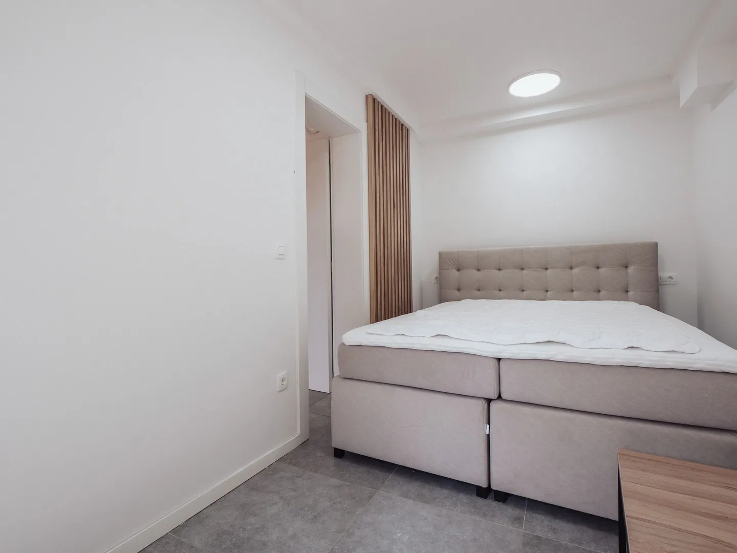 pag, povljana, stan 50 m2, prvi red i pogled na more, jacuzzi - slika 14