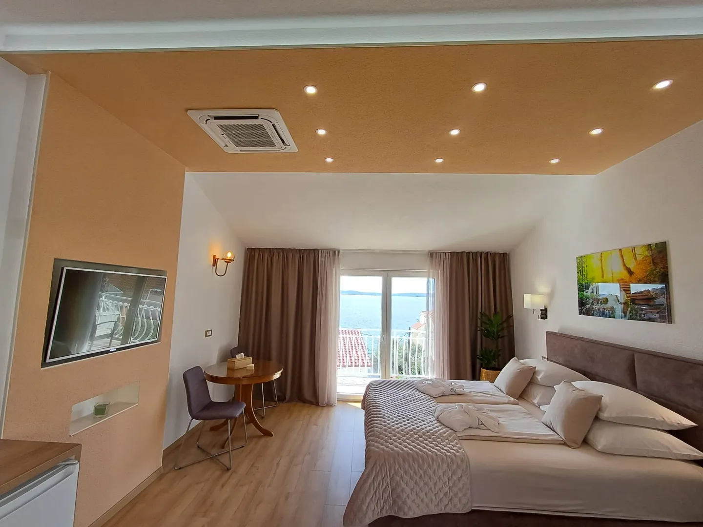 hrvatska, čiovo, okrug gornji, kuća 435 m2, samo 150 metara od mora - slika 5