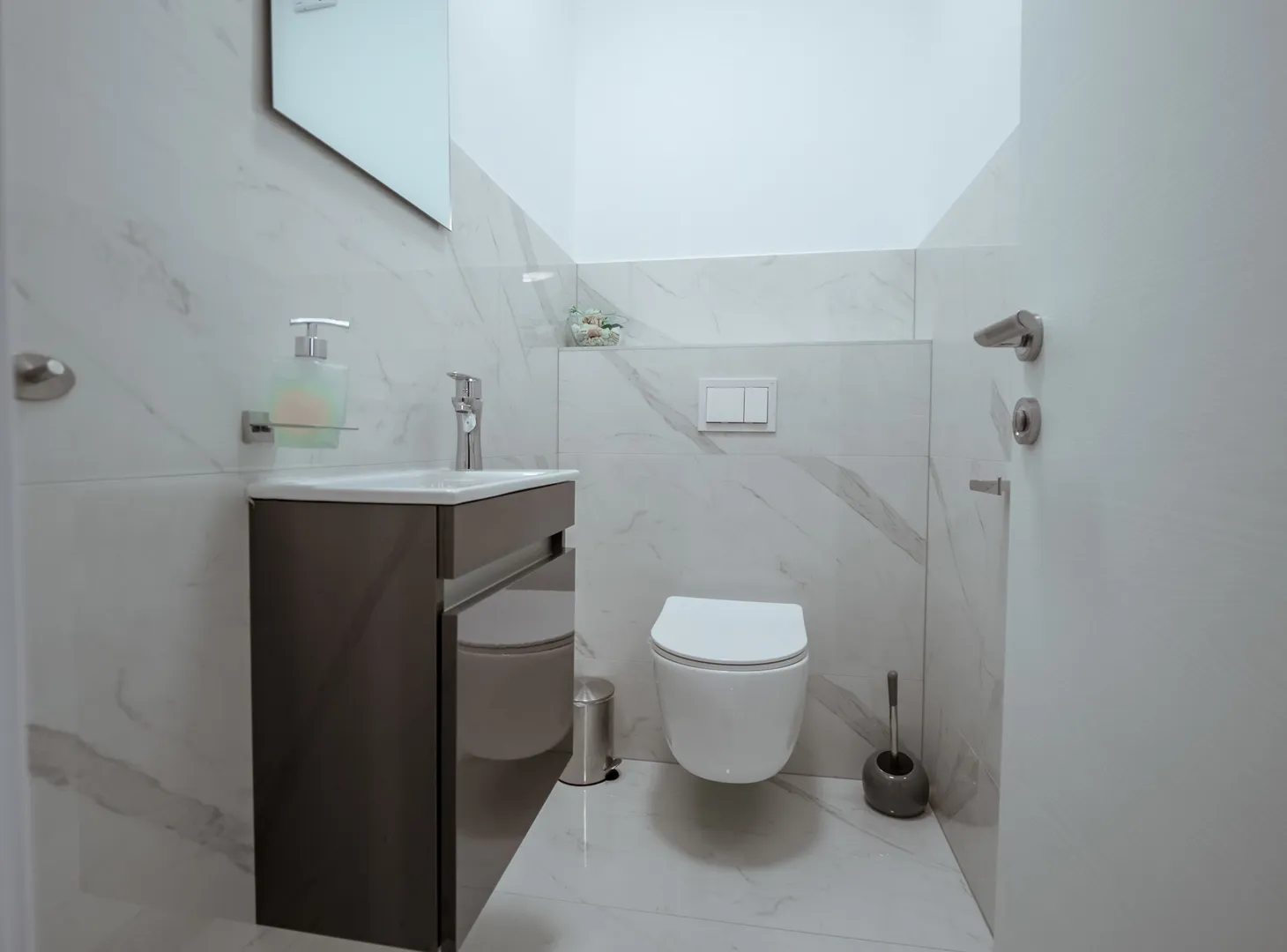 hrvatska, zadar, vir, 4 apartmana, visokokvalitetna i održavana, potpuno opremljena i namještena, investicijska nekretnina blizu mora - slika 31
