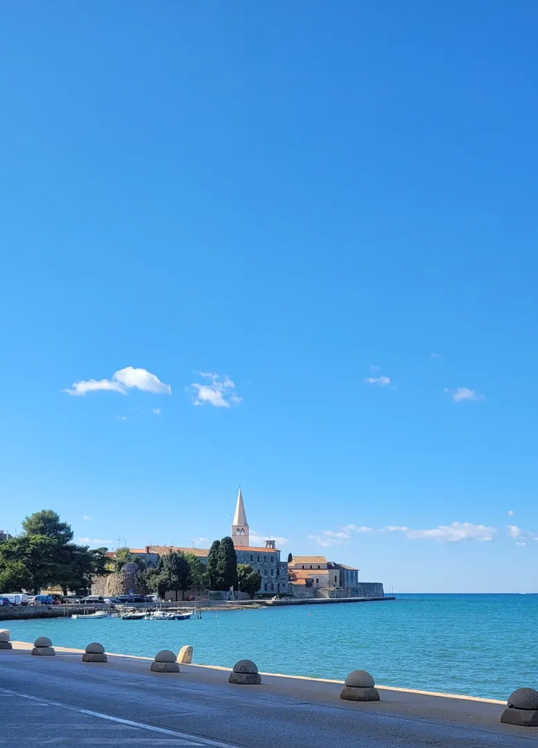 poreč, jasenovica– moderna vila 160m² s bazenom u mirnom ambijentu- na 778 m² zemljišta - slika 9