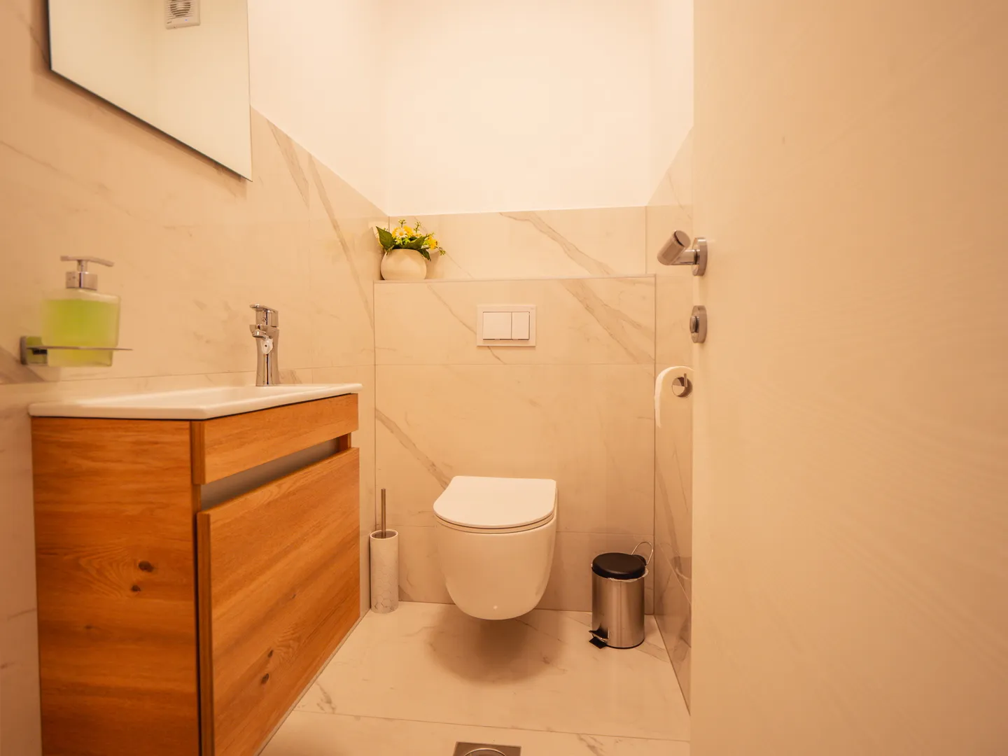hrvatska, zadar, vir, 4 apartmana, visokokvalitetna i održavana, potpuno opremljena i namještena, investicijska nekretnina blizu mora - slika 13