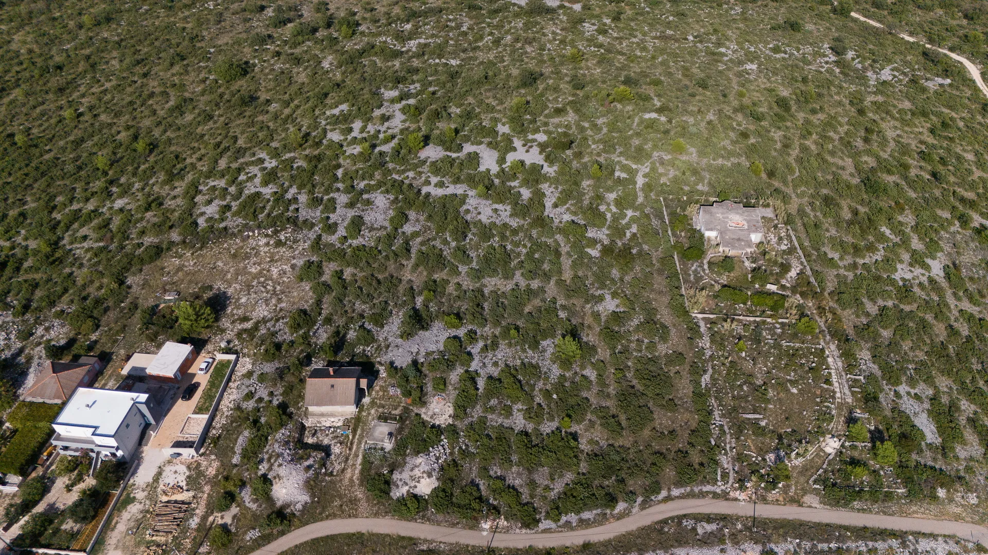 hrvatska, zadar, ražanac, veliko građevinsko zemljište 1327 m² na prodaju - slika 2