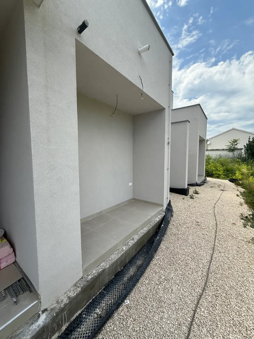 dvoetažni stan s vrtom, 200 m od mora, privlaka - zadar - slika 14