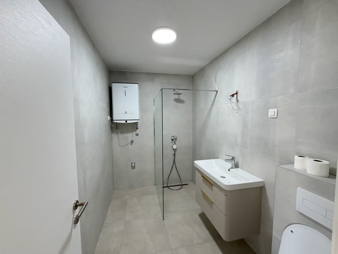 hrcatska, zadar, pag-povljana, prvi red do mora, 2 sobni stan 74 m2 -terasa, garaža i podrum - slika 8