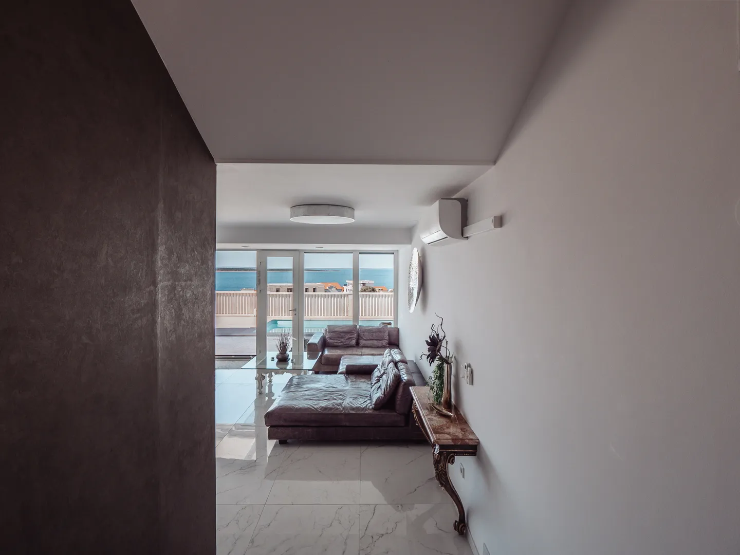 hrvatska, pag, mandre – ekskluzivna dizajnerska kuća s bazenom, podrumom i vrtom, 122 m² - slika 27