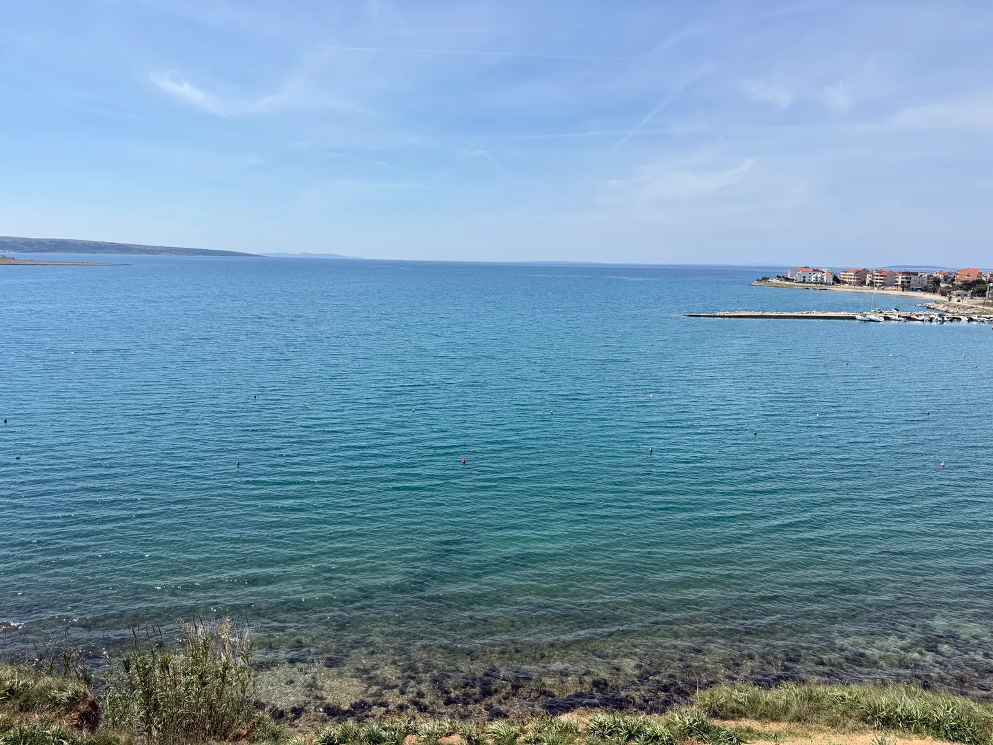 pag, povljana, stan 100 m2, prvi red i pogled na more, bazen, jacuzzi, fitness studio - slika 14