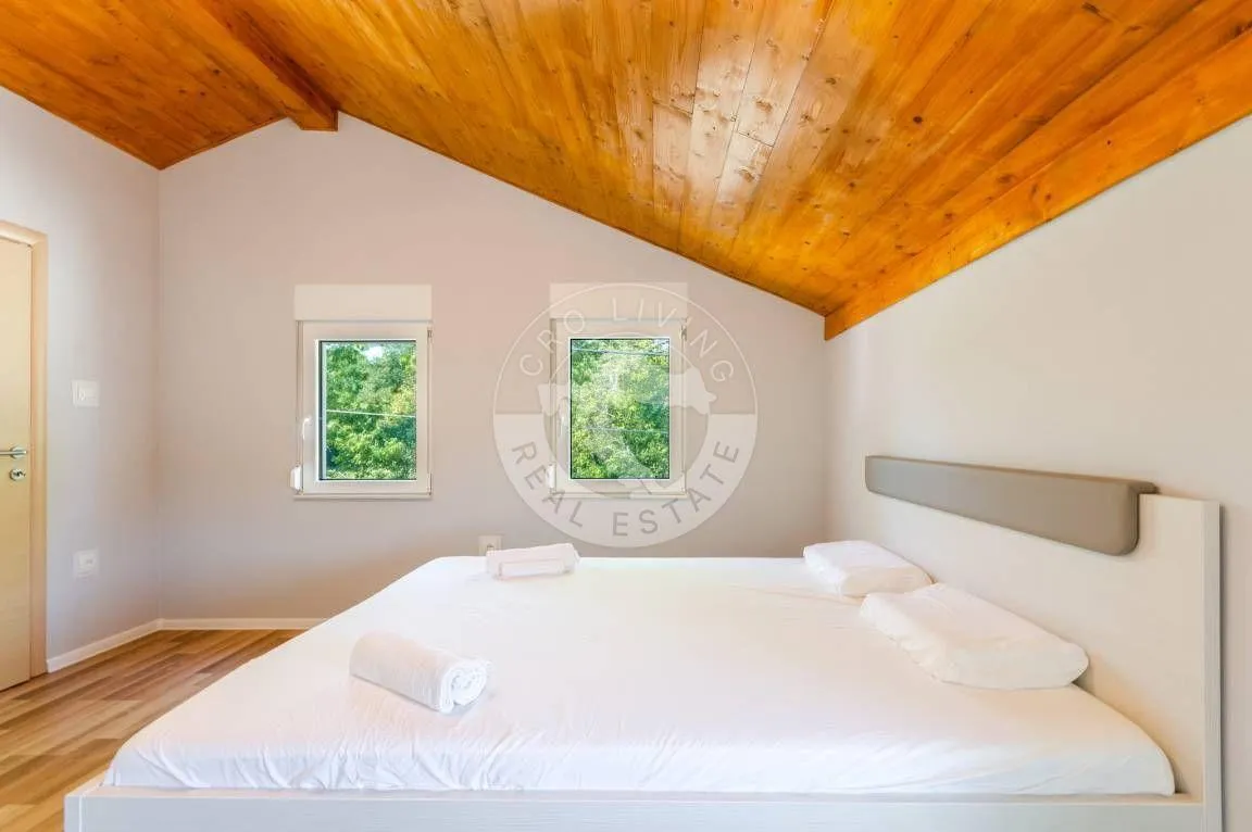 bribir, samostojeća kuća sa bazenom, 110m2 - slika 13
