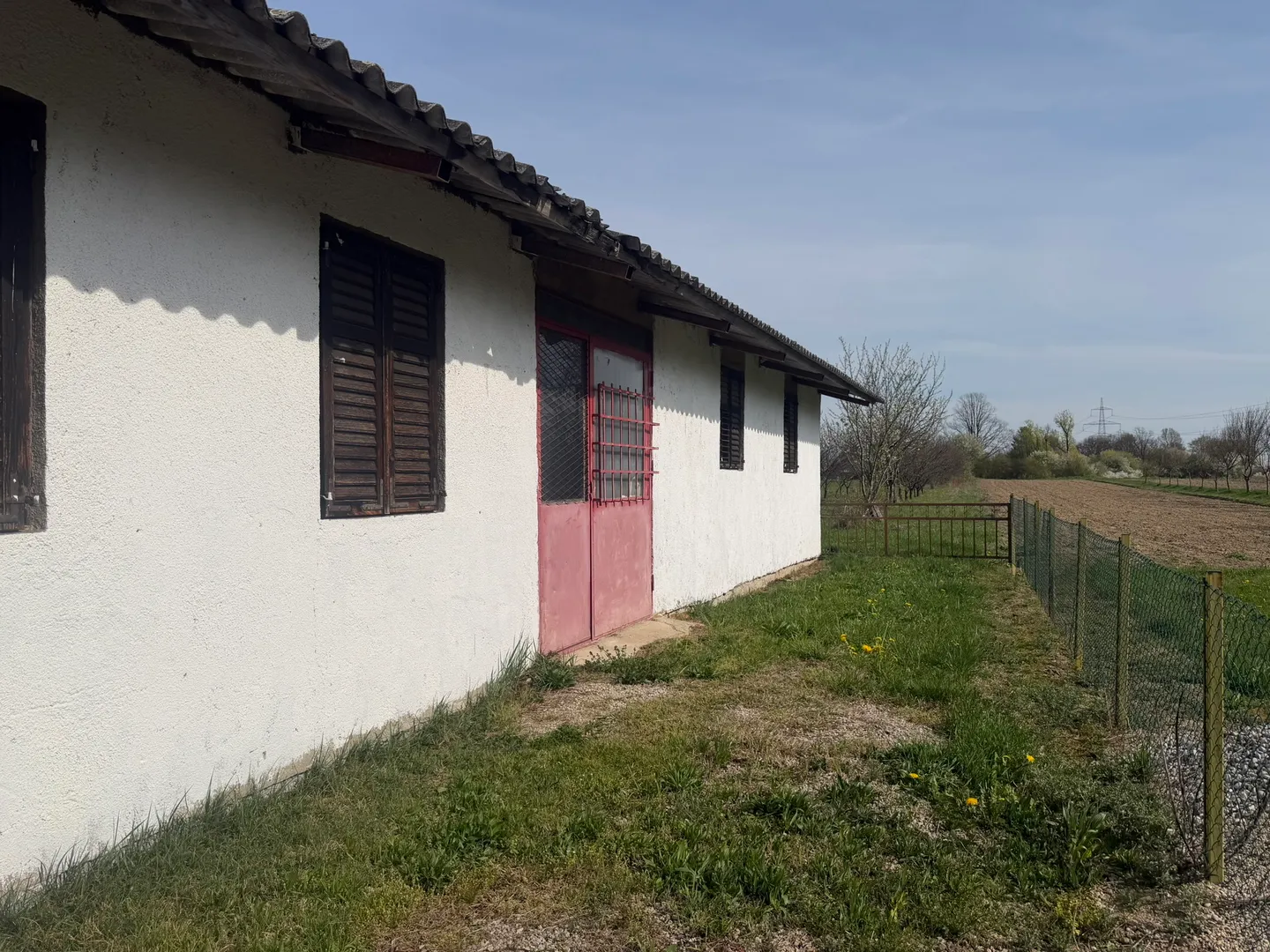 prodaja građevinskog zemljišta s kućom i radionom, rugvica (dragošička), 2027m2 - slika 13