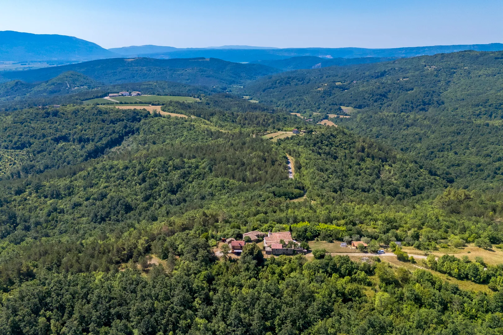 istra,imanje na prodaju, oaza mira priroda i privatnost na površini od 20 000 m2 - slika 7