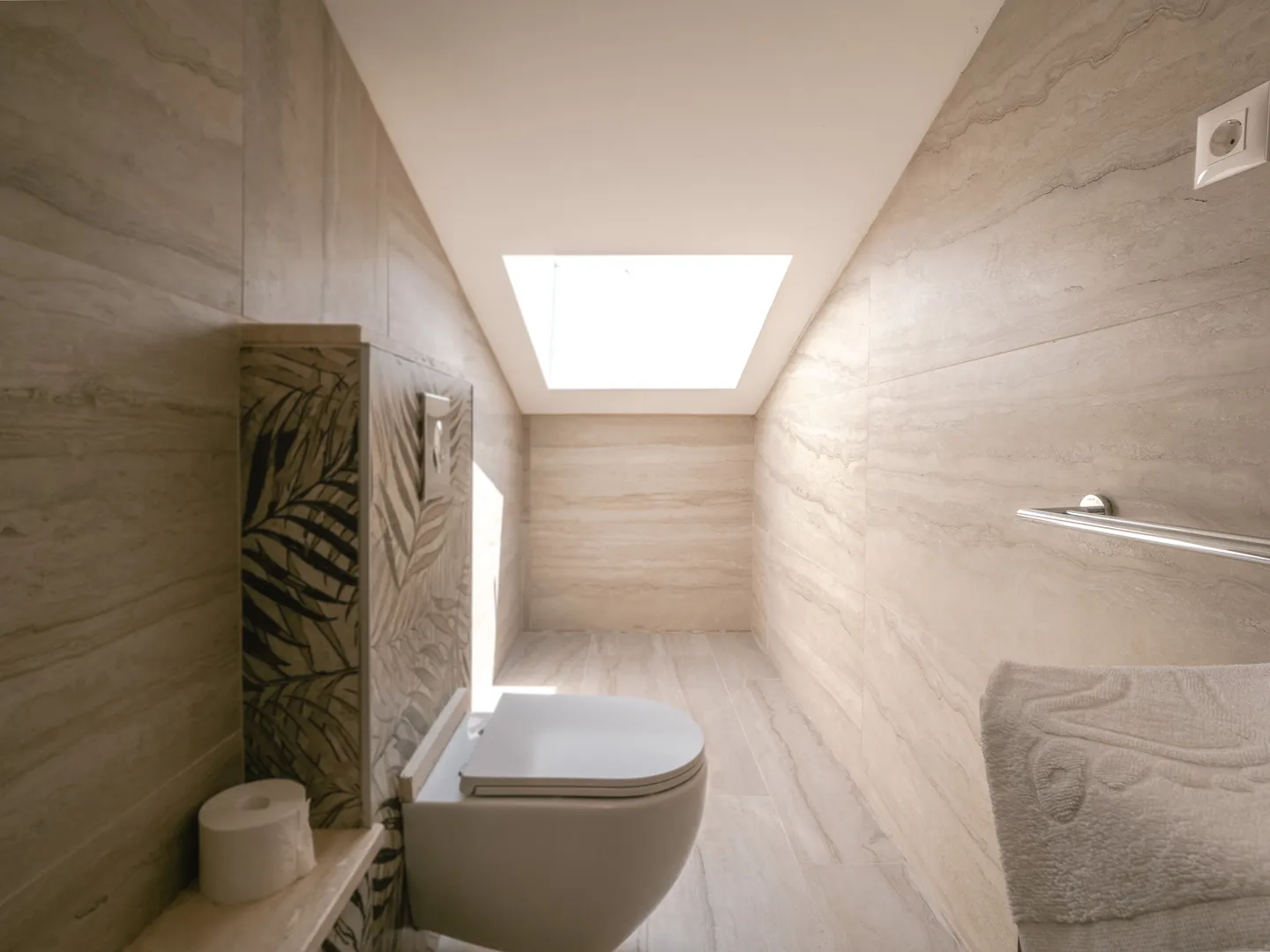 luksuzan penthouse, prvi red do mora, komplet opremljen, pag - povljana - slika 23
