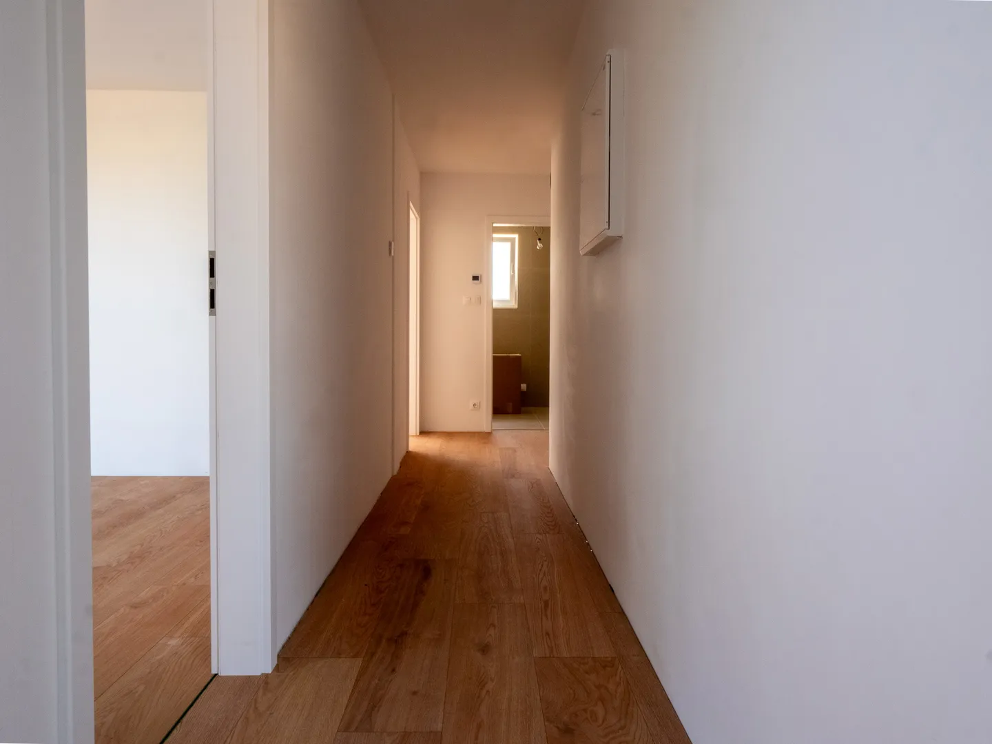 dvoetažni stan s krovnom terasom, 200 m od mora, privlaka - zadar - slika 18