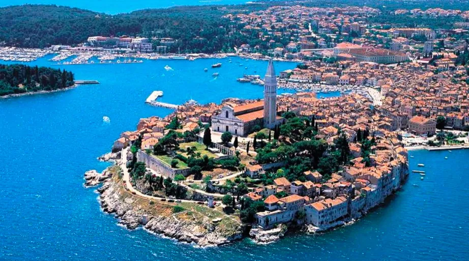 istra, peroj, građevinsko zemljište 620 m2 sa projektom, pogled na more i na brijune - slika 4