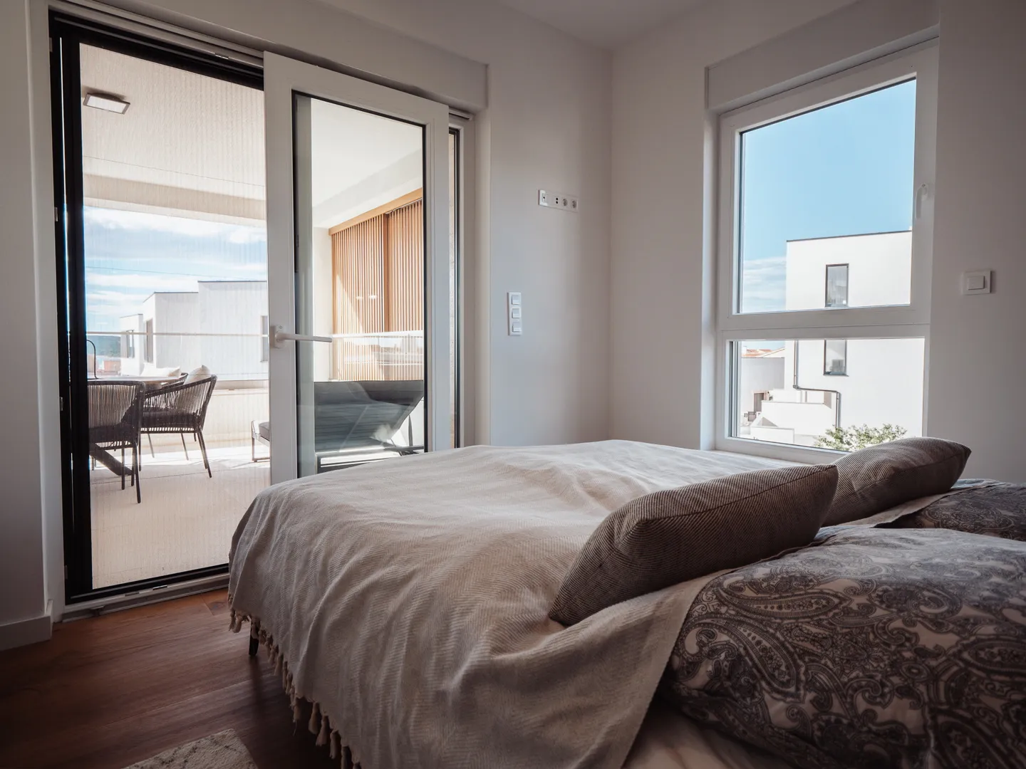 hrvatska, šibenik, vodice (tribunj) – moderan stan na 1. katu s 4 spavaće sobe, 2 terase i 3 parkirna mjesta, 137,91 m² - slika 19