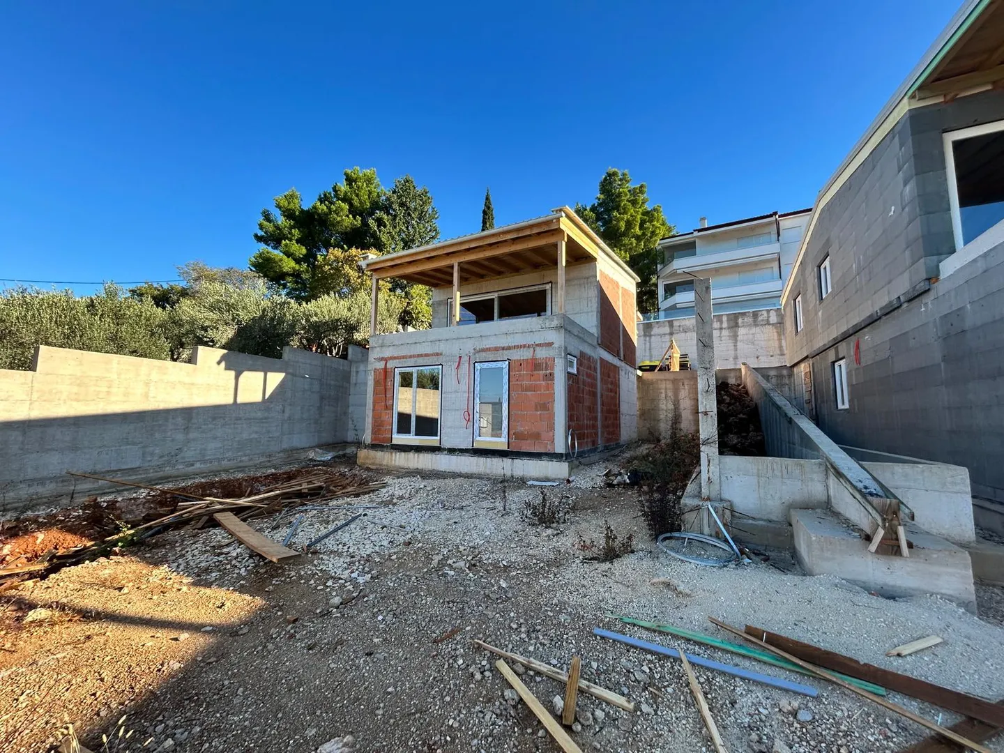 starigrad, samostojeća vila 128 m2, s bazenom, drugi red do mora - slika 2