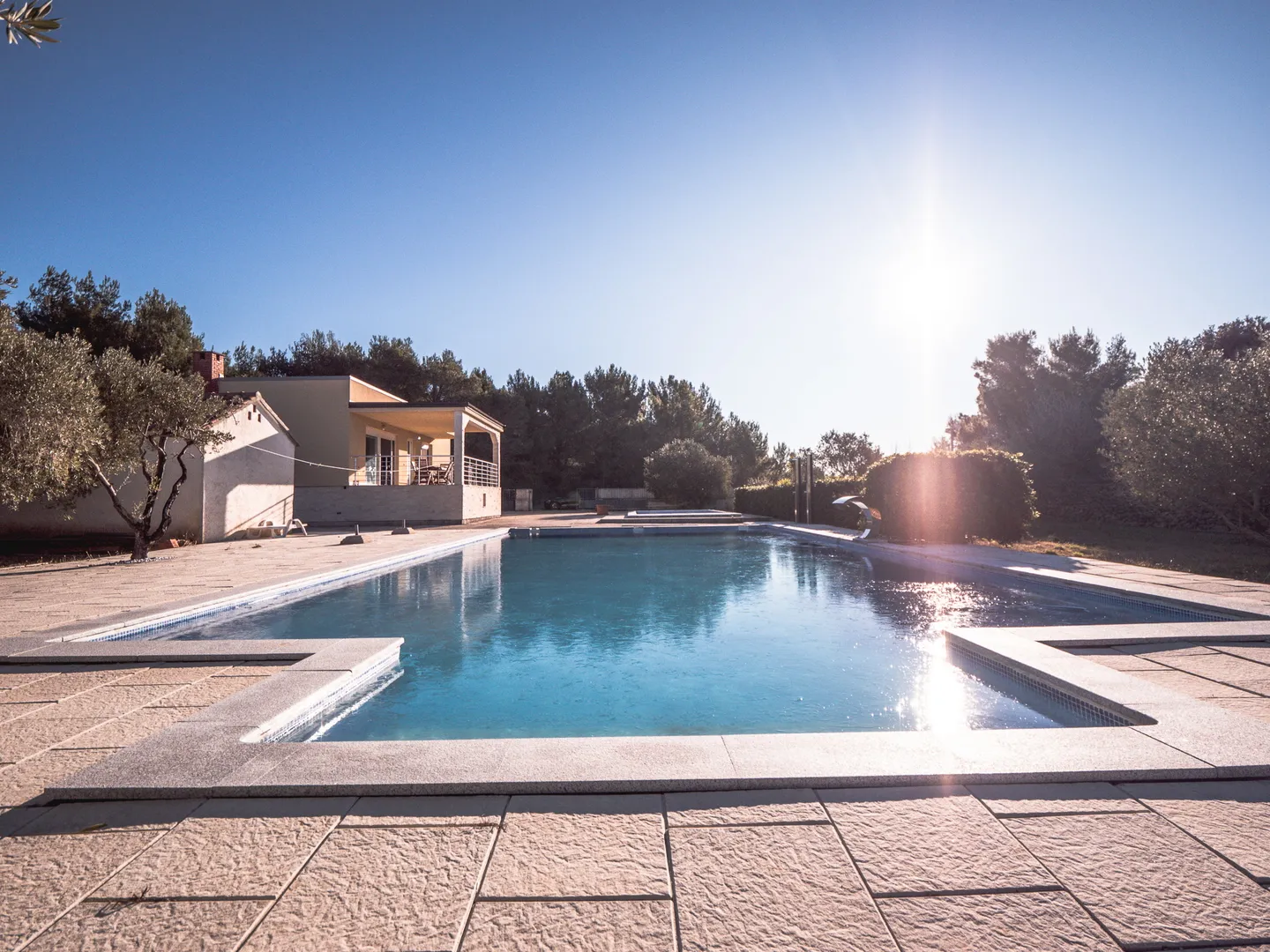 hrvatska, zadar, vir – samostojeća kuća s 2 bazena, zemljištem od 2.522 m² i raznovrsnim mogućnostima korištenja - slika 9