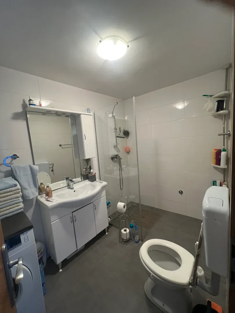 hrvatska, zadar, gornji karin, 400 m od mora, polovica dvojne kuće, 1 spavaća soba - 51,44m2, pogled na more, garaža i vrt - slika 11