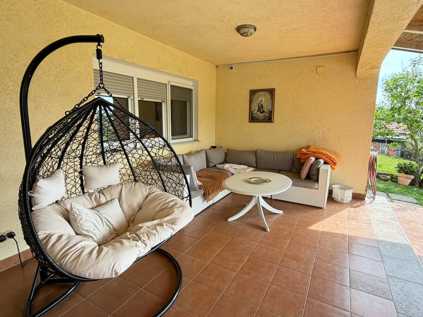 zagreb, dubrava-novoselec, kuća s dva stana 358 m2, na parceli od 911 m2 - slika 44