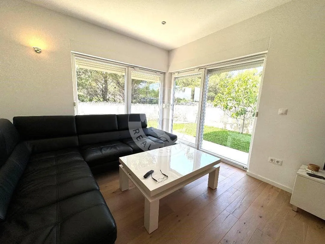 vodice , srima, moderna namještena kuća s četiri stana, apartmanom i bazenom - slika 6
