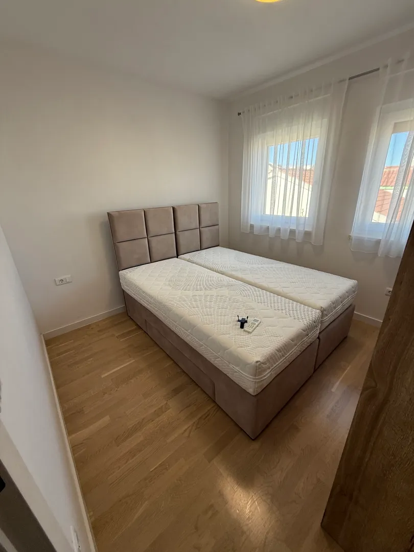 penthouse stan s krvonom terasom i pogledom na more, zadar - slika 24
