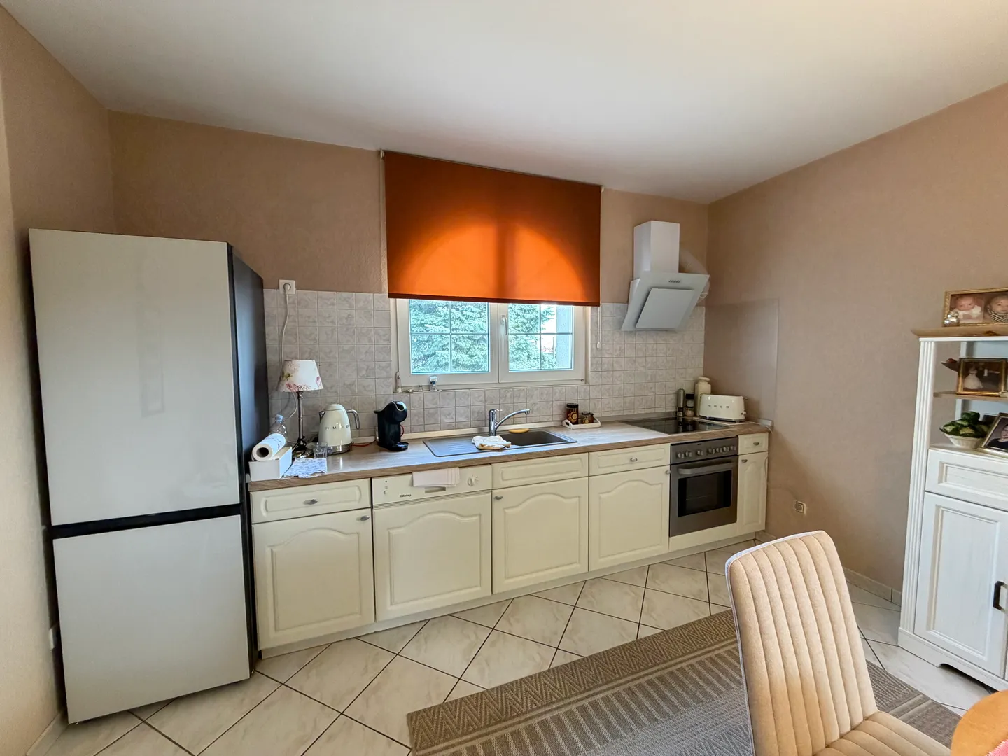 zagreb, dubrava-novoselec, kuća s dva stana 358 m2, na parceli od 911 m2 - slika 18