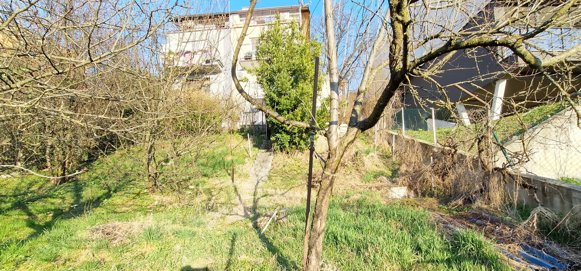 zagreb-vrhovec, dvojna kuća, 215m2 s prostranom okućnicom i pogledom - slika 9