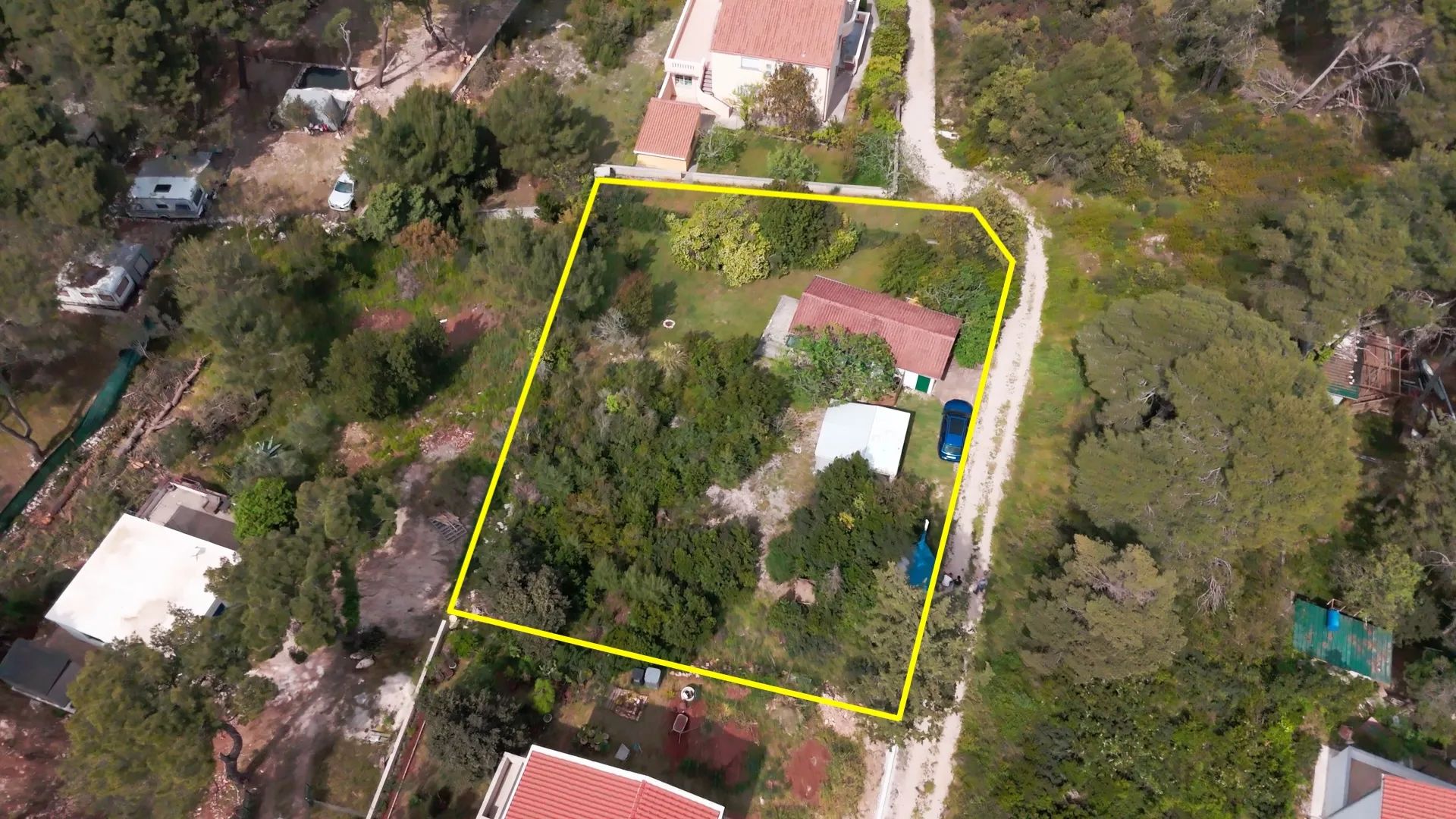 hrvatska, zadar, ugljan - građevinsko zemljište 1.004 m² u sušici, 85 m od plaže, s garažom i inventarom - slika 4