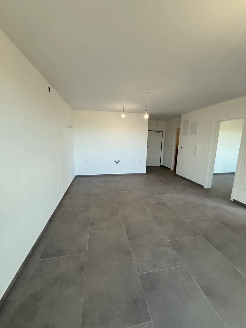 jednosobni stan s natkrivenom terasom, 350 m od mora, povljana - pag - slika 5