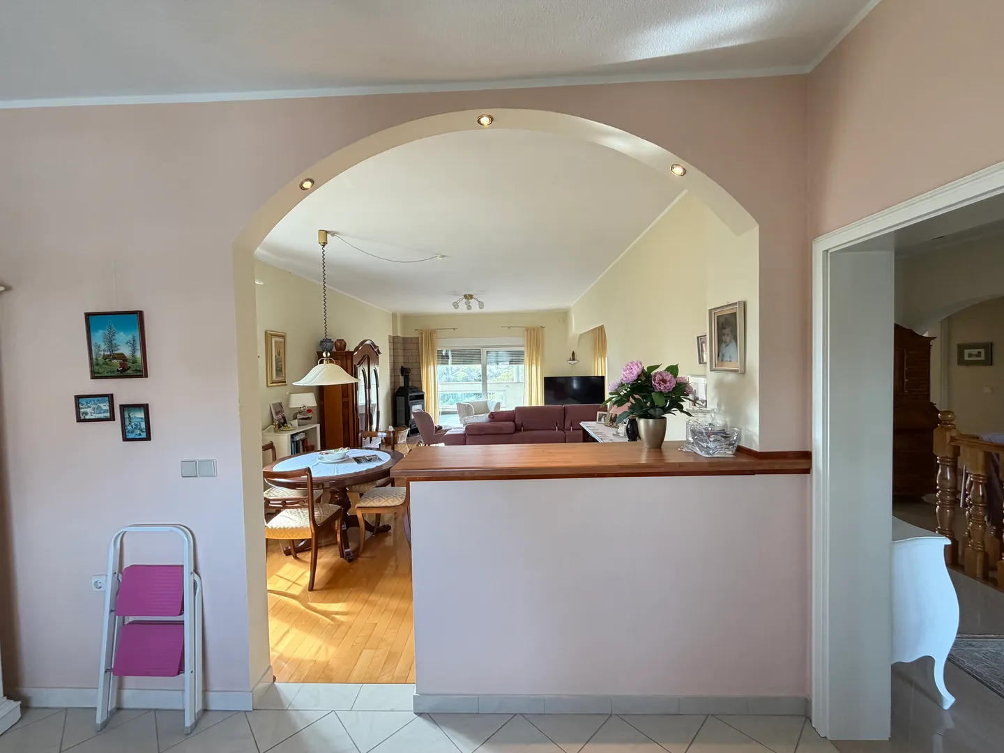 zagreb, dubrava-novoselec, kuća s dva stana 358 m2, na parceli od 911 m2 - slika 11