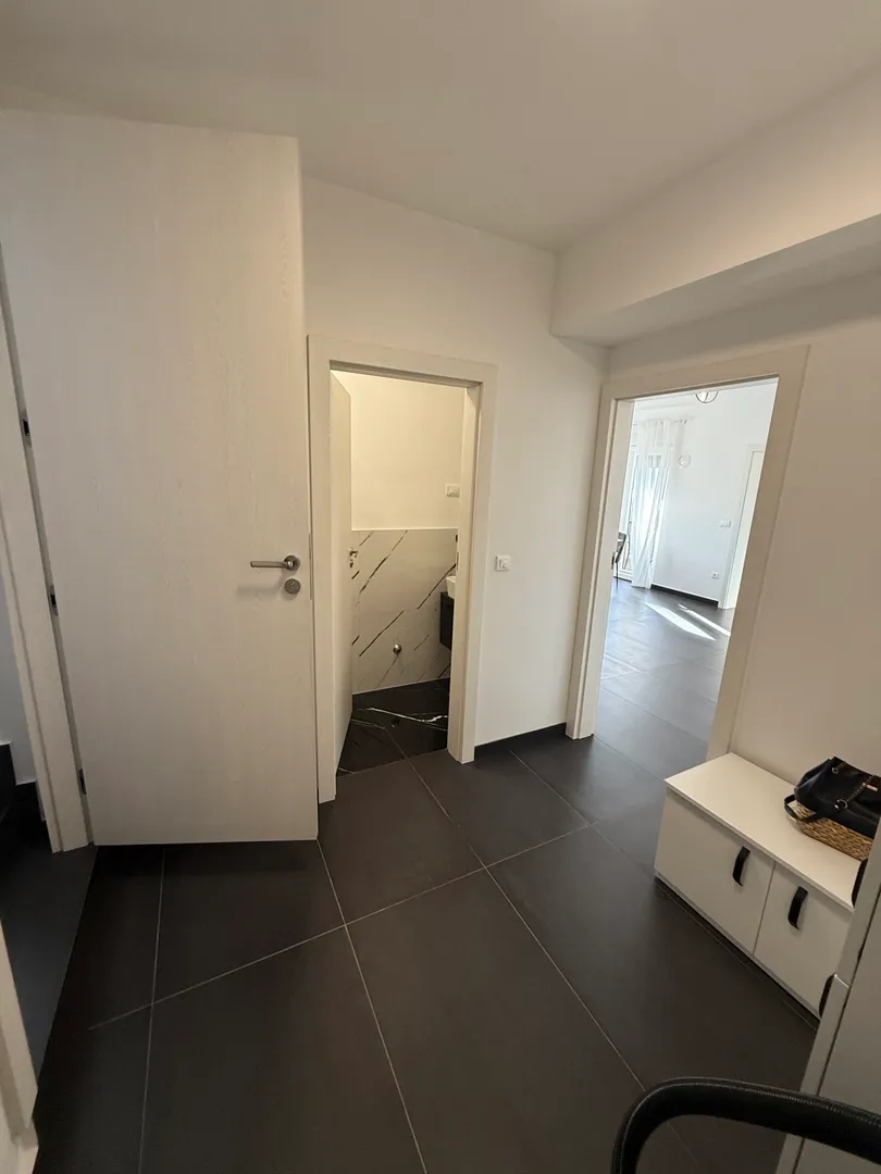 penthouse stan s krvonom terasom i pogledom na more, zadar - slika 23