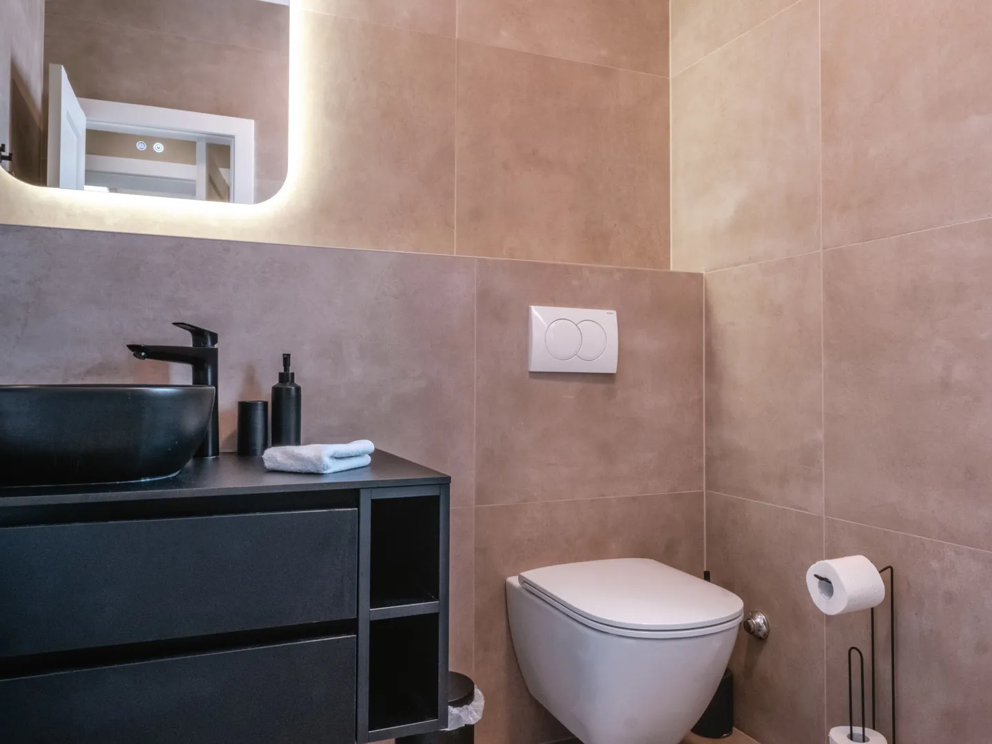 luksuzna vila s bazenom, prvi red do mora, nin - zadar - slika 41