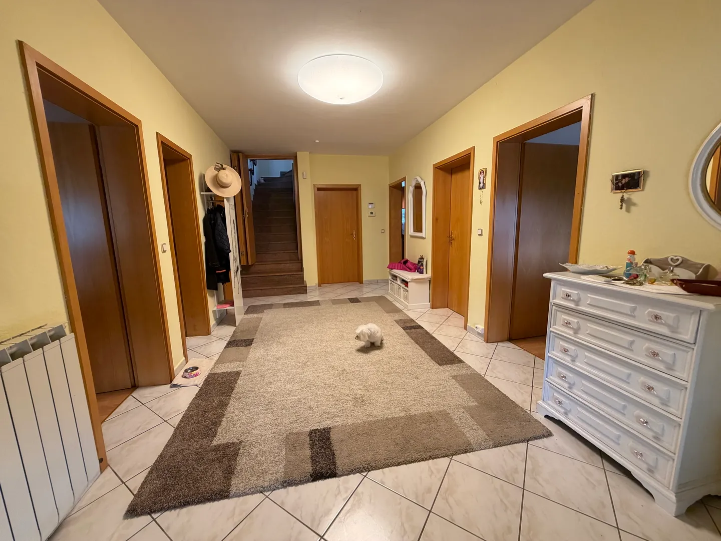 zagreb, dubrava-novoselec, kuća s dva stana 358 m2, na parceli od 911 m2 - slika 27