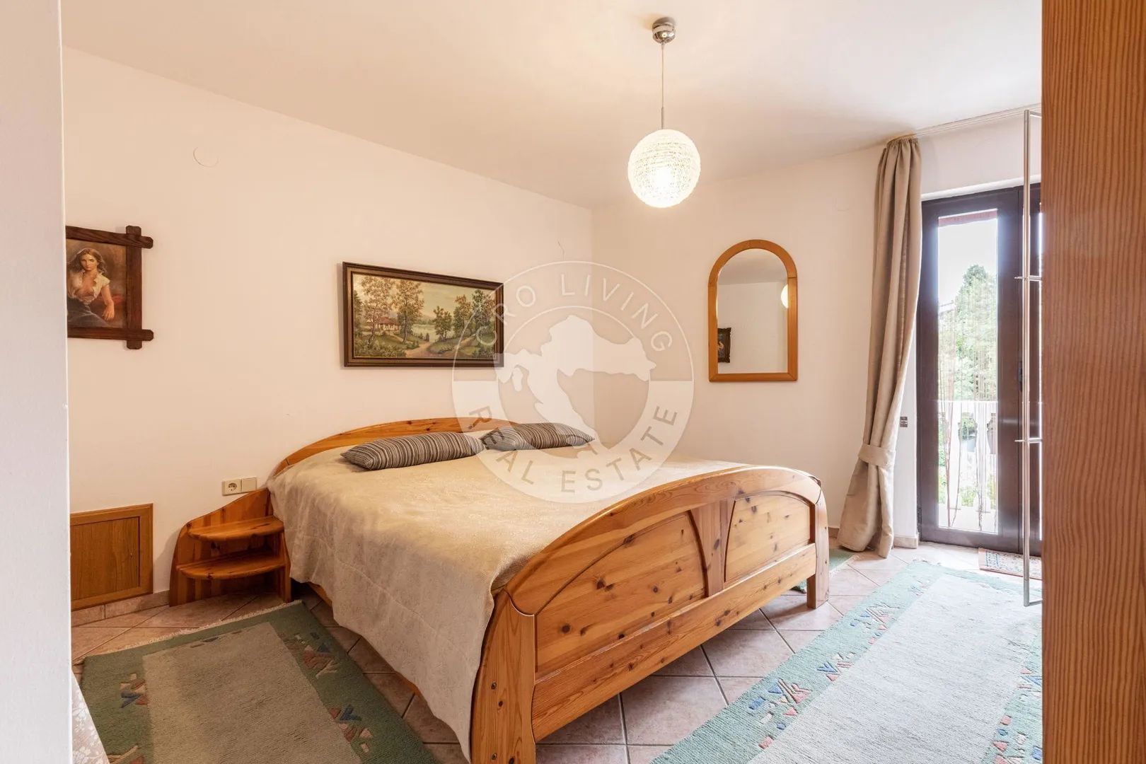 crikvenica, kuća 498 m2, tri stana apartmana jedan stan i dva poslovna prostora - slika 18