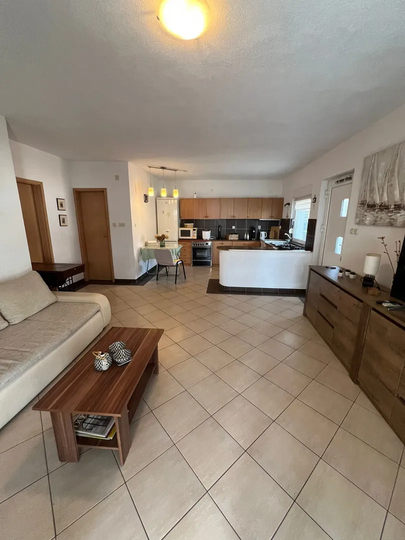otok čiovo, okrug gornji- kuća s apartmanima, 80 m od mora i 8 km od zračne luke - slika 20