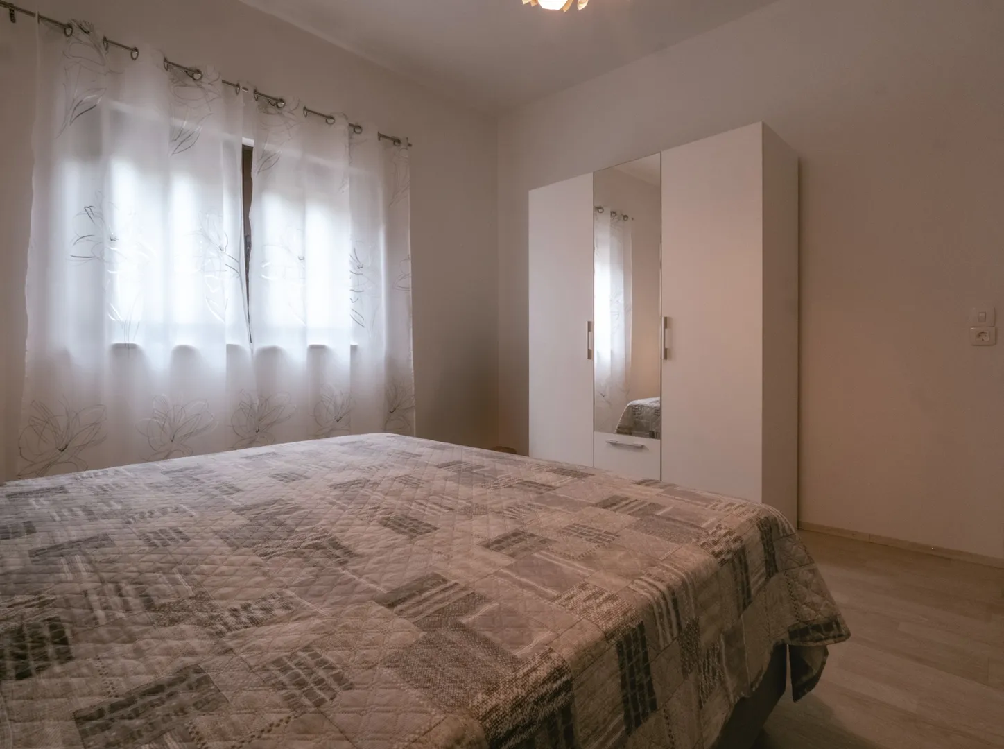hrvatska, gradac kod makarske – kuća s 3 apartmana, parkingom, podrumom i pogledom na more, 192 m² - slika 60