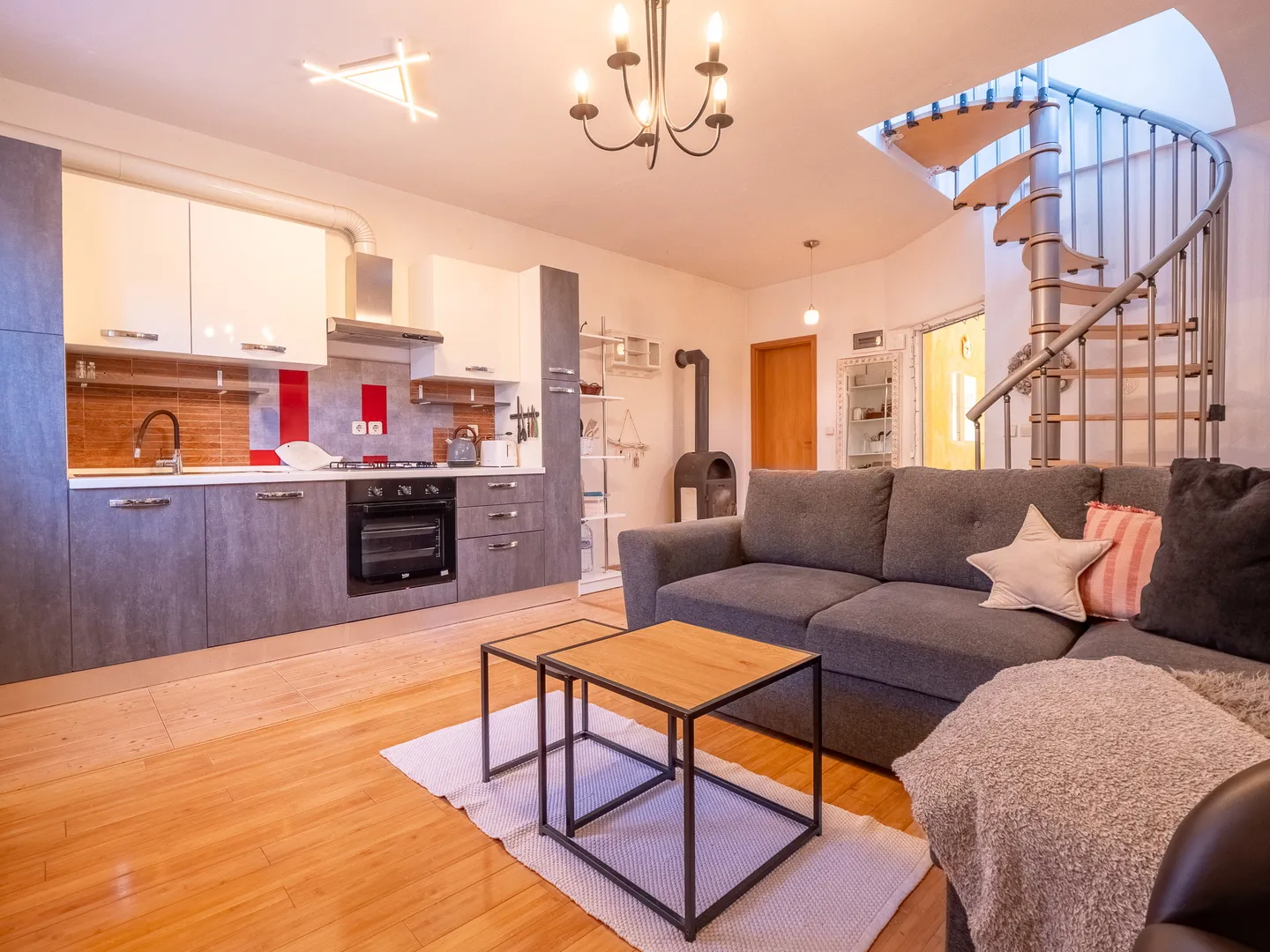 hrvatska, zadar, vir – sniženo !! dvostambena kuća s dvije odvojene stambene jedinice, 106 m² - slika 3