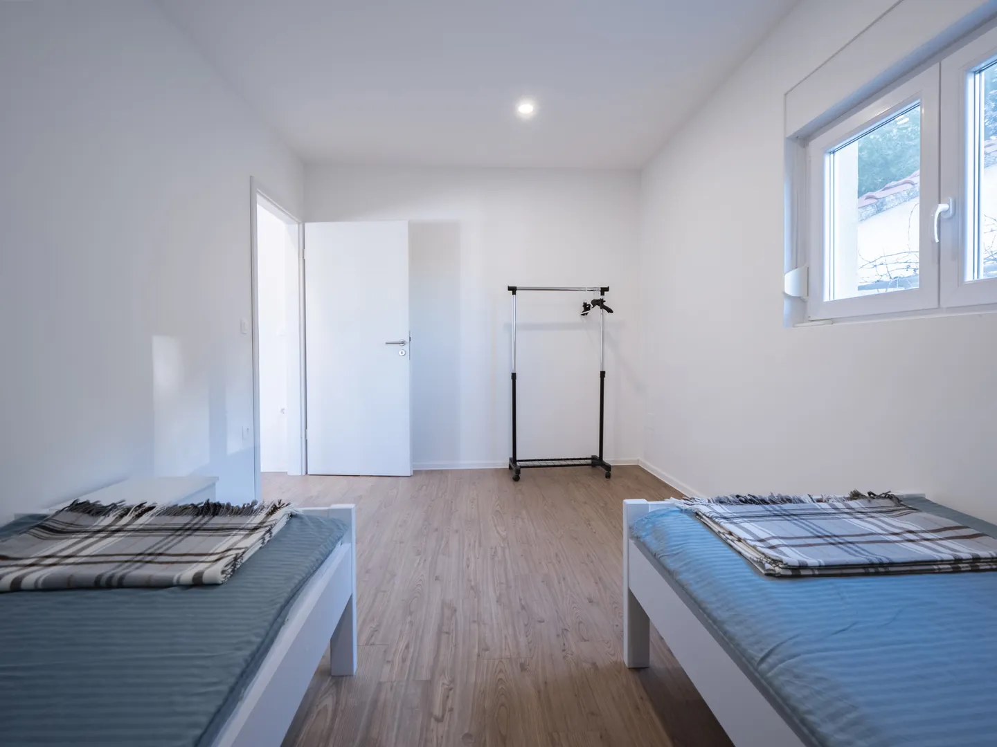 hrvatska, zadar, vir – samostojeća kuća s 2 bazena, zemljištem od 2.522 m² i raznovrsnim mogućnostima korištenja - slika 3