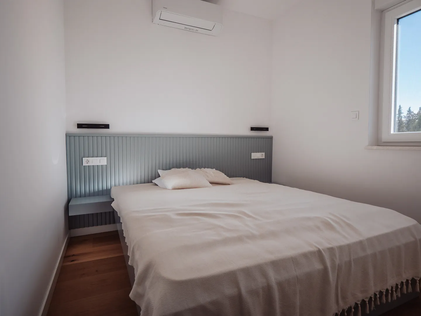 hrvatska, šibenik, vodice (tribunj) – moderan stan na 1. katu s 4 spavaće sobe, 2 terase i 3 parkirna mjesta, 137,91 m² - slika 6